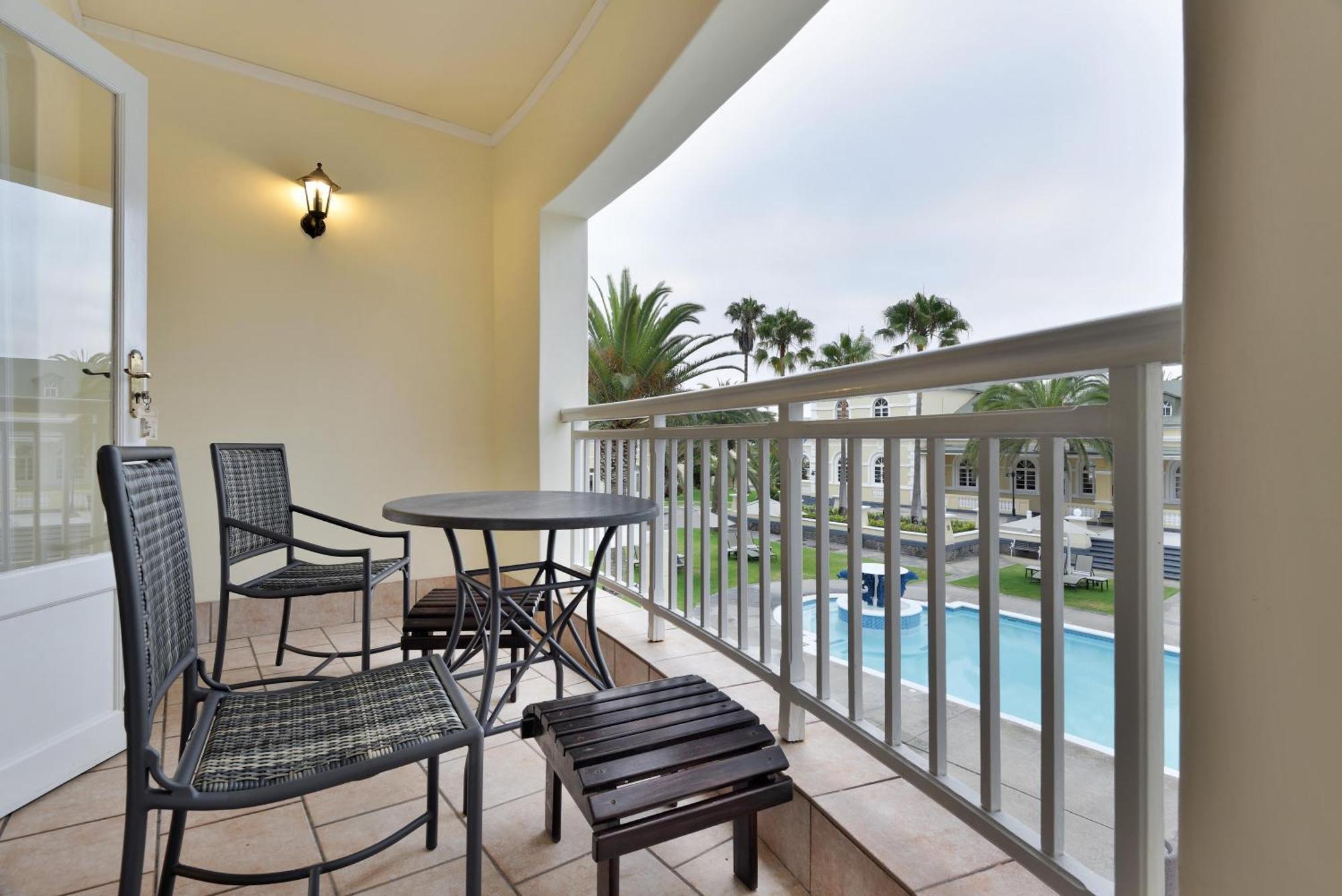 Swakopmund Hotel & Entertainment Centre Екстериор снимка