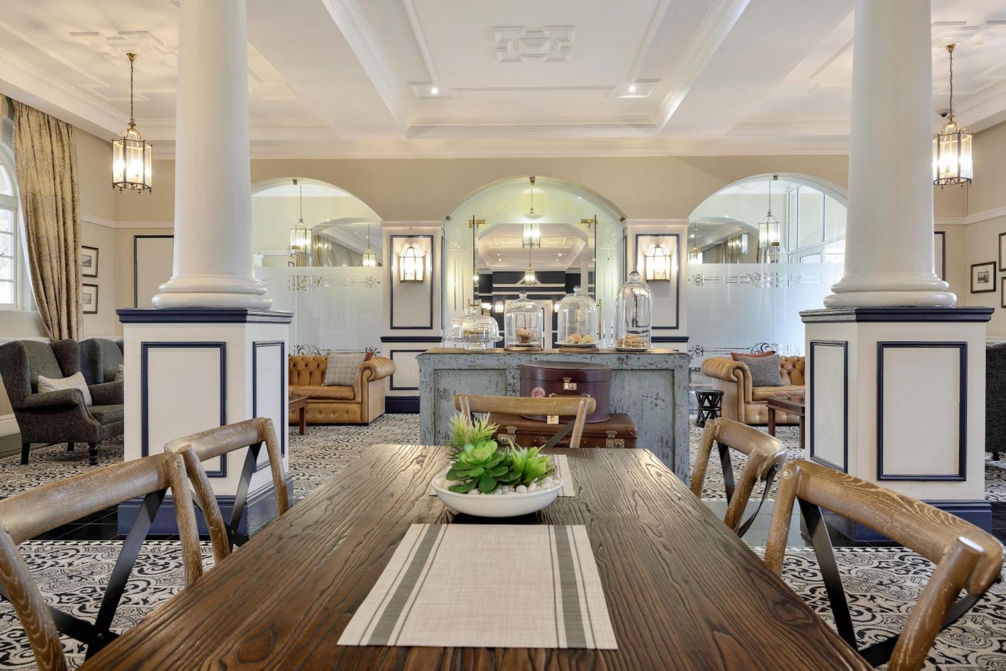 Swakopmund Hotel & Entertainment Centre Екстериор снимка