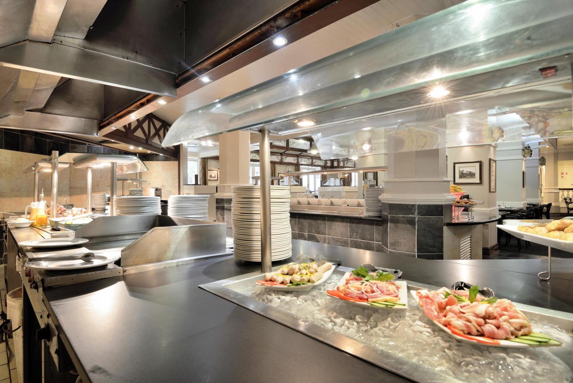Swakopmund Hotel & Entertainment Centre Екстериор снимка