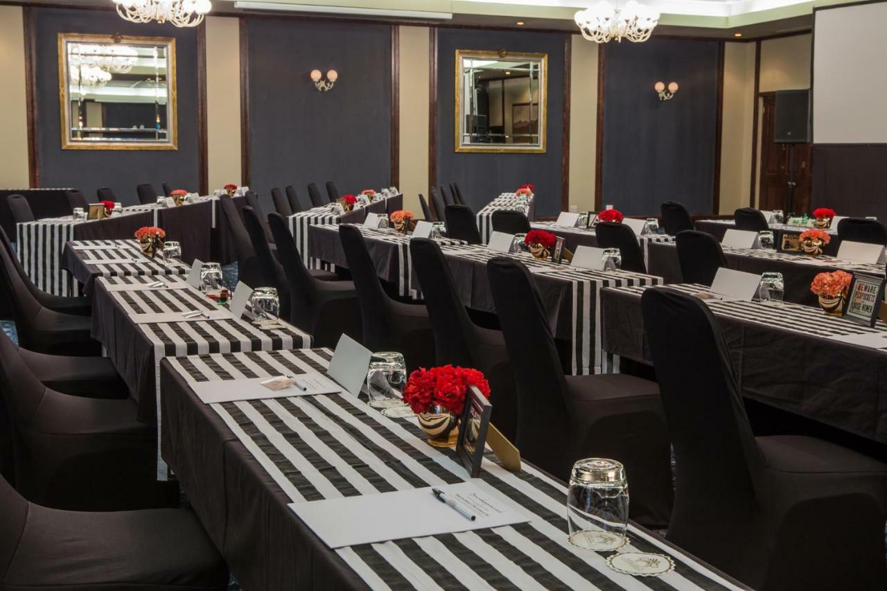 Swakopmund Hotel & Entertainment Centre Екстериор снимка